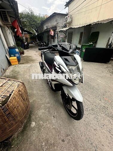 Yamaha Nouvo 5 FI 2012 Trắng Tím