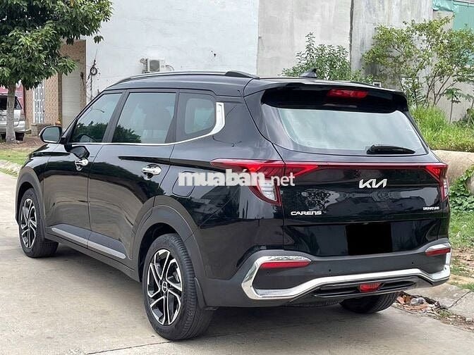 Kia Carens Signature 2024 màu đen 41.000 km