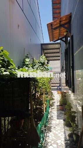 chính chủ bán nhà ở Tân An sát bên là Nhà Thờ, Biển