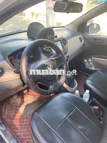 Hyundai i10 2020 Trắng 5 chỗ