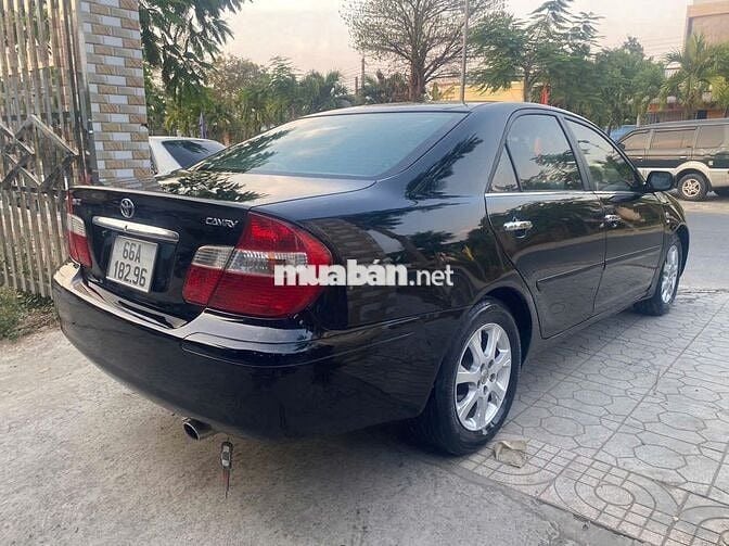 Toyota Camry MT 2003 Số sàn Đen