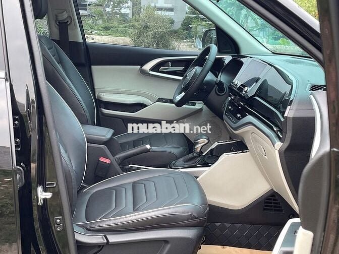 Kia Carens Signature 2024 màu đen 41.000 km
