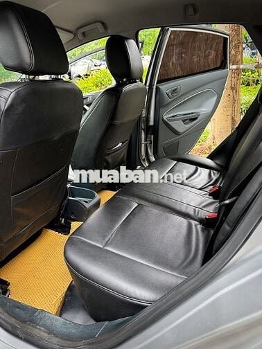 Ford Fiesta 2011 Xám Tự động 87.000 km
