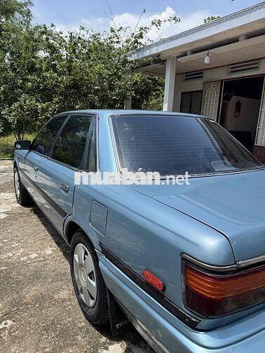 Toyota Camry 1989