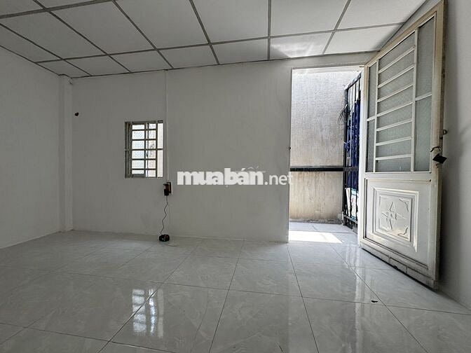 Cho thuê phòng trọ ngay chợ Cây Me
