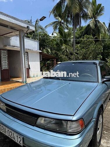 Toyota Camry 1989