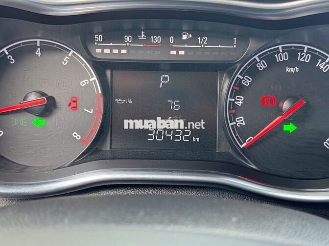 VinFast Fadil Base 2022 Xanh 30.000 km