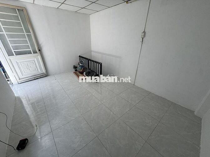 Cho thuê phòng trọ ngay chợ Cây Me