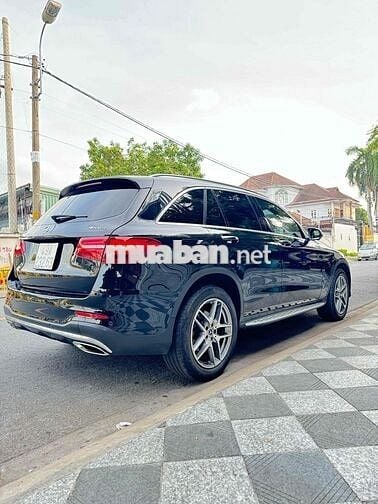Mercedes-Benz GLC 300 4Matic 2018 90000 km Đen
