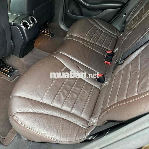 Mercedes-Benz GLC 300 4Matic 2018 90000 km Đen