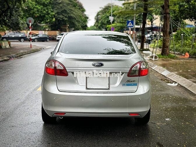 Ford Fiesta 2011 Xám Tự động 87.000 km