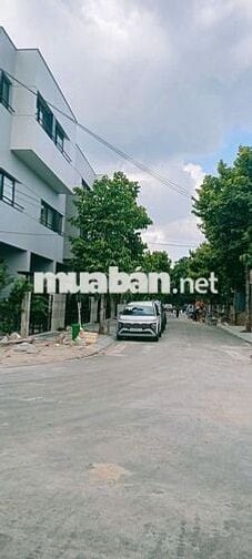 Cho thuê nhà full nội thất mới 100%  ngã tư Bình Chuẩn - Thuận An 