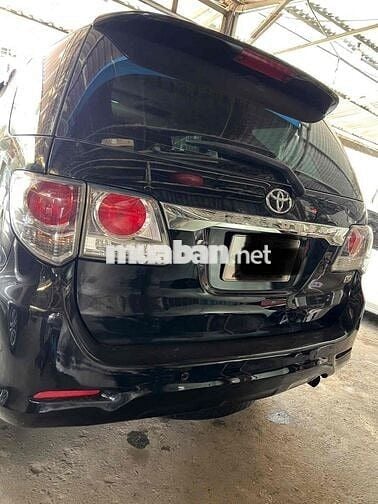 Toyota Fortuner 2013 Đen