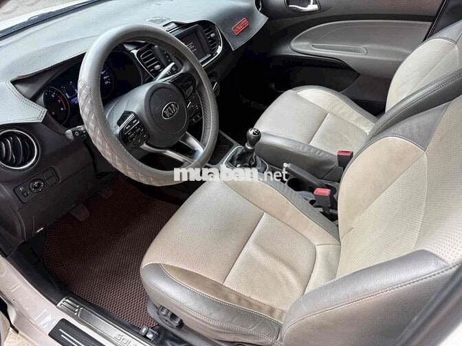 KIA Soluto Deluxe 2021 Số sàn