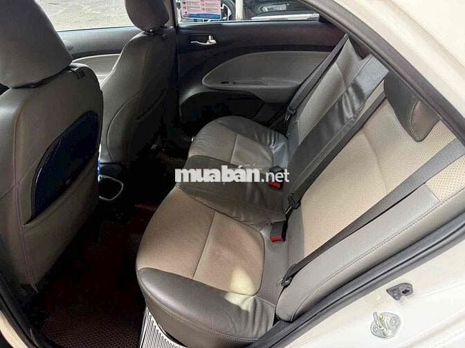 KIA Soluto Deluxe 2021 Số sàn