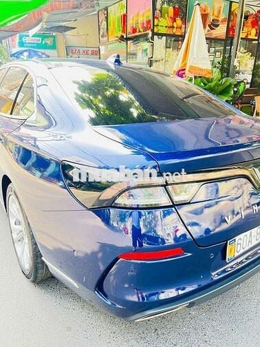 VinFast LUX A 2.0 PLUS Xanh 98029 km