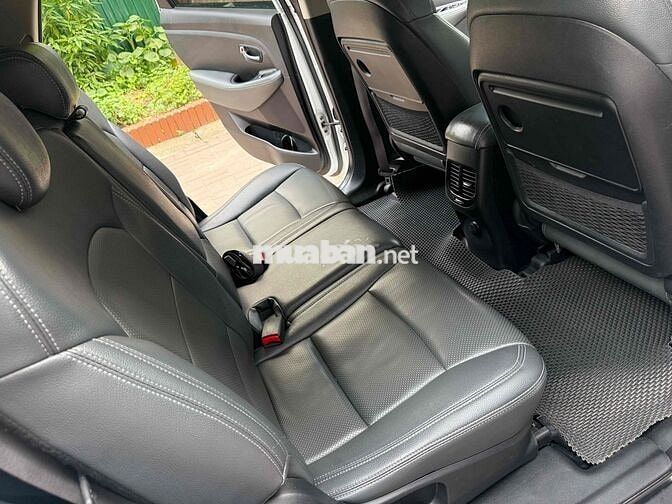 Kia Rondo 2017 Số tự động Trắng