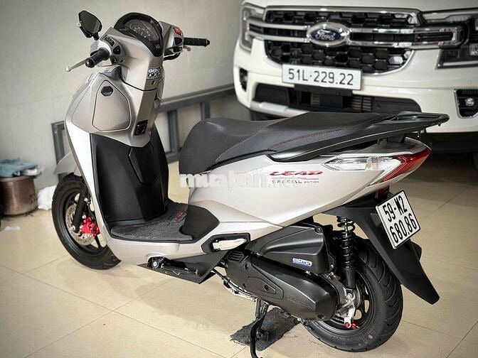 Honda Lead 4Val PBĐB 8000km Bạc
