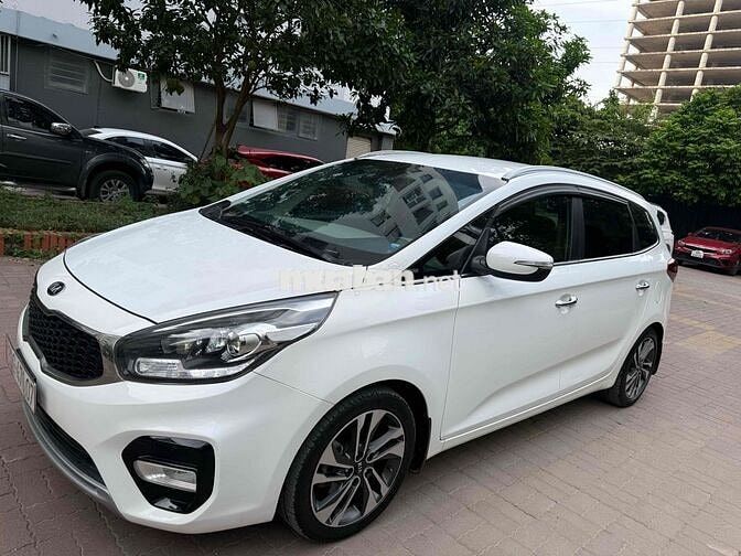 Kia Rondo 2017 Số tự động Trắng