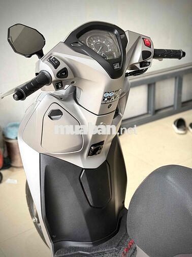 Honda Lead 4Val PBĐB 8000km Bạc
