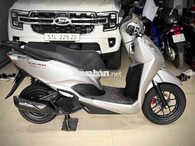 Honda Lead 4Val PBĐB 8000km Bạc