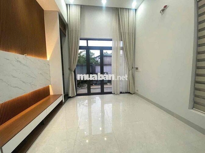 Biệt thự Sân Vườn Phú Hoà 665m2 3pn 4wc. sẵn giường tủ