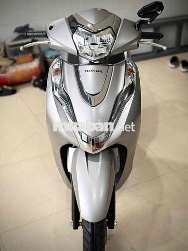 Honda Lead 4Val PBĐB 8000km Bạc