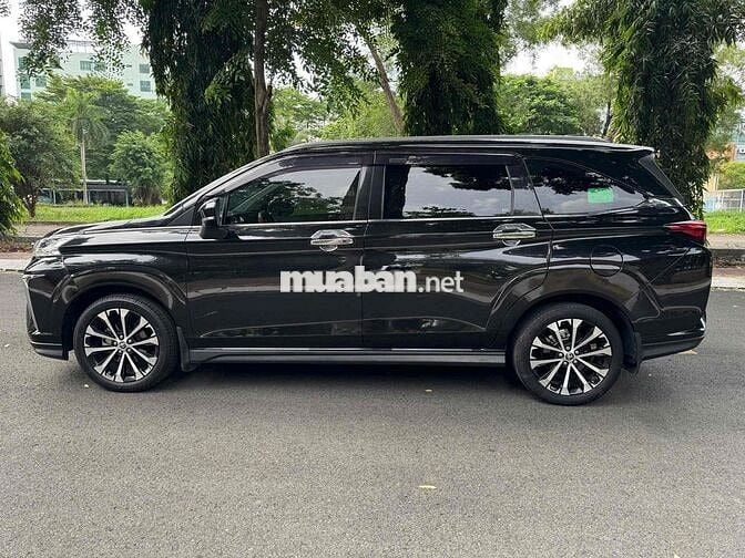 Toyota Veloz AT 2022 Đen Tự động