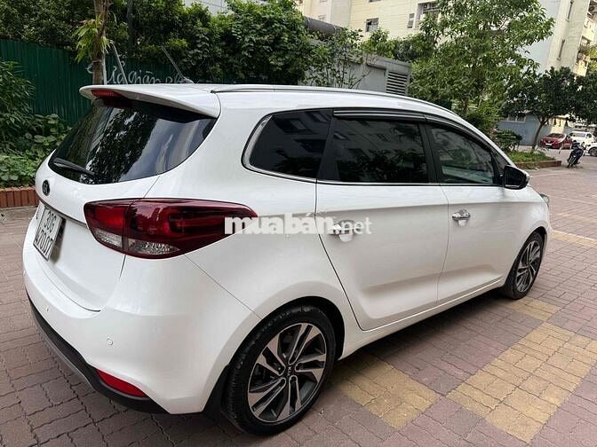 Kia Rondo 2017 Số tự động Trắng