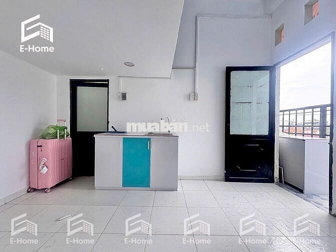 Cho thuê phòng gác Bạch Đằng 35m2 ban công cửa số trời