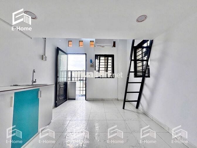 Cho thuê phòng gác Bạch Đằng 35m2 ban công cửa số trời