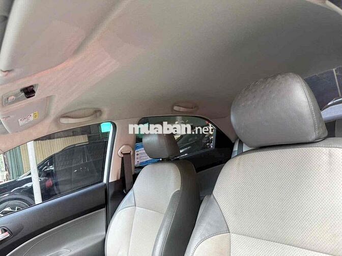 KIA Soluto Deluxe 2021 Số sàn