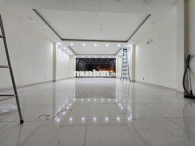 Mặt bằng Yersin gần Ngã 6 , Chợ Thủ Dầu Một 6,5x17m.1 trệt 2 Lầu st