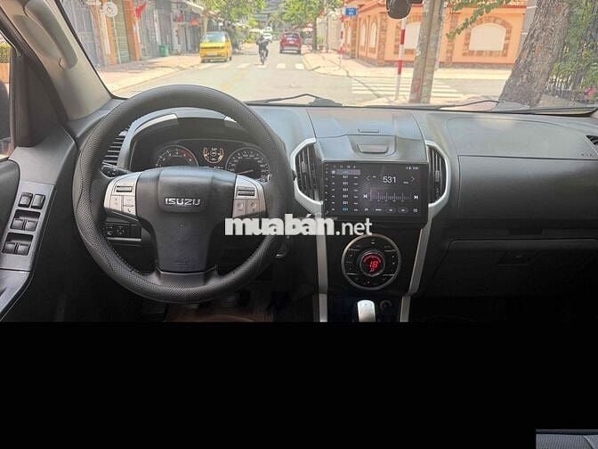 Isuzu MU-X 2017 Số sàn Xám