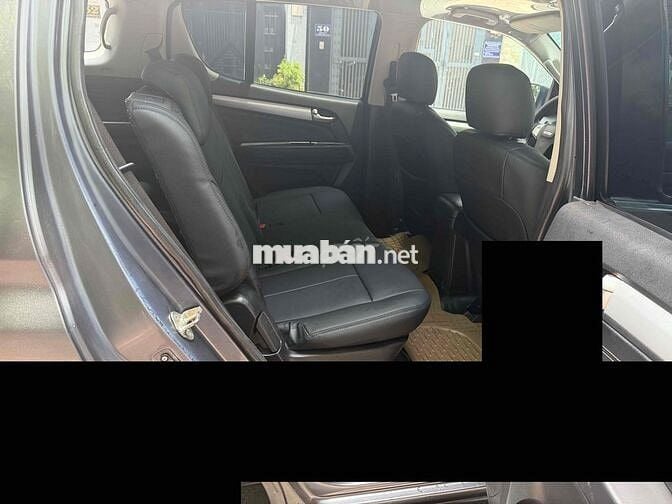 Isuzu MU-X 2017 Số sàn Xám