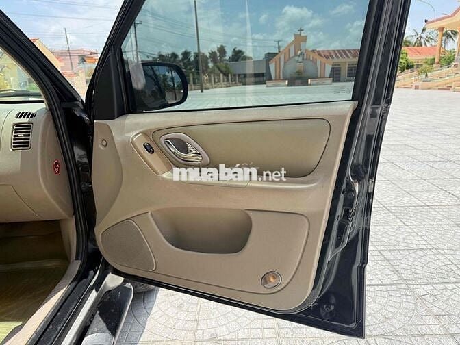Ford Escape 2004 3.0 V6 XLT Đen