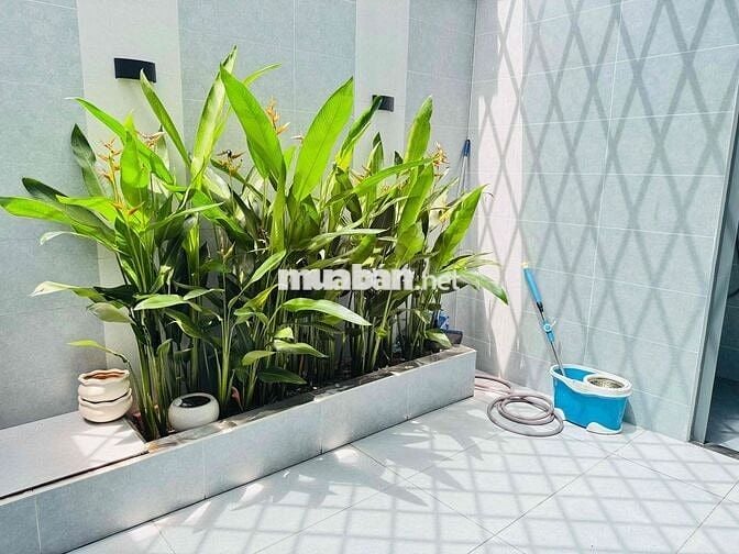 BÁN NHÀ 1 LỬNG 2 LẦU SÂN THƯỢNG TRƯỜNG CẤP 3 BÀ ĐIỂM