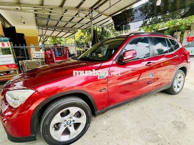 BMW X1 5 chỗ màu Đỏ