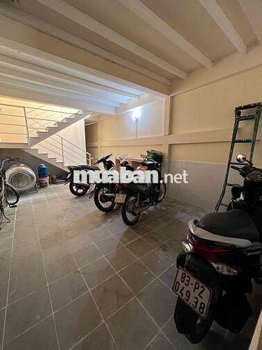 Phòng trọ cho thuê tầng 1 mặt tiền Tên Lửa