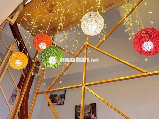 Cho Thuê Phòng 100m2 ban công thoáng , cửa sổ pano, bồn tắm, xem phim