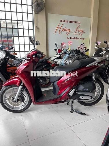 shvn 2023 . lướt 5k km . zin 100%. đủ phụ kiện