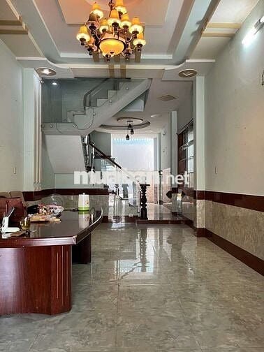 NHÀ NGUYÊN CĂN MT TRẦN VĂN LẮM, 1 TRỆT 3 LẦU, DT 4×21 CÓ 5PN,6WC