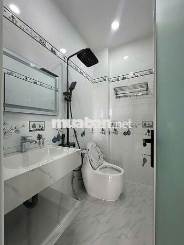 🔰CHDV MỚI XÂY FULL NỘI THẤT BANCOL NGAY TRUNG TÂM