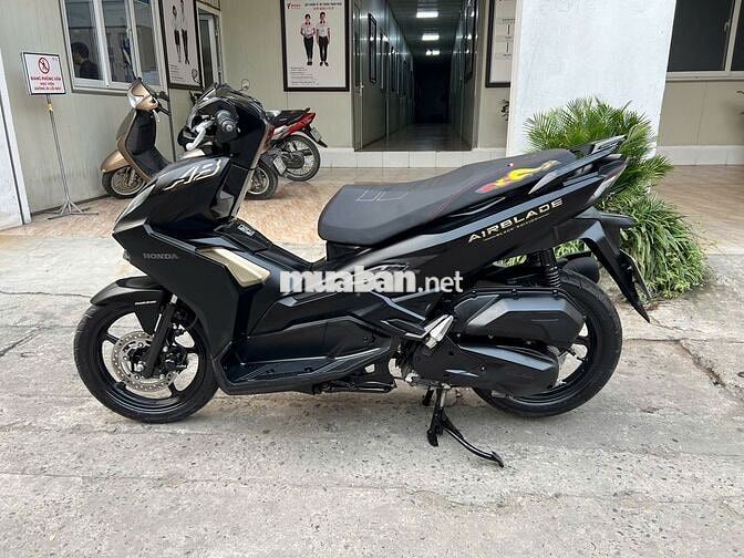 Honda Air Blade 2023 Đen, 4 val,2023, chạy bốc, êm