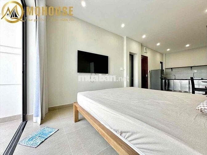 Balcony Trần Huy Liệu Phú Nhuận gần Công Viên Hoàng Văn Thụ - Sân Bay