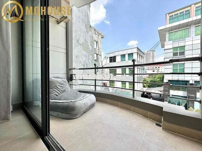 Balcony Trần Huy Liệu Phú Nhuận gần Công Viên Hoàng Văn Thụ - Sân Bay