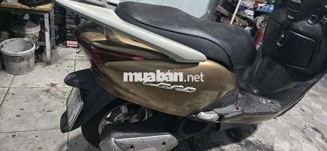 Honda Lead 110 FI Vàng đồng Việt Nam