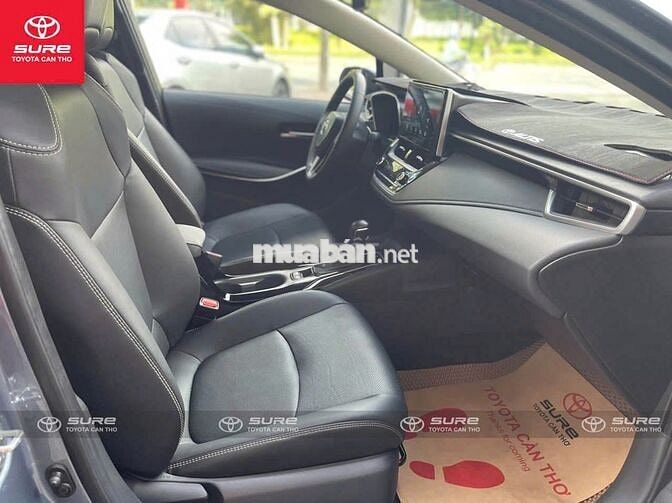 Toyota Corolla Altis 1.8V (CVT) 2022 lướt 10.000km