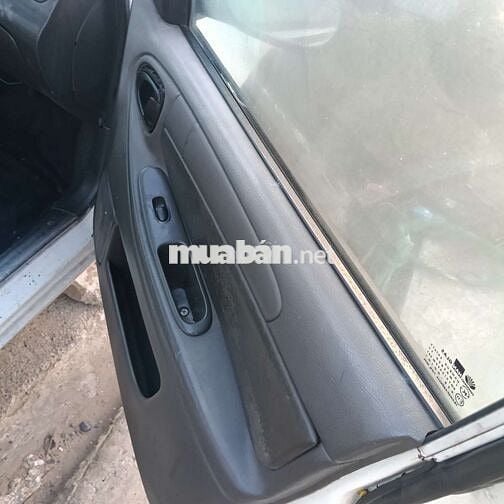 Daewoo Lanos 5 chỗ Trắng cũ