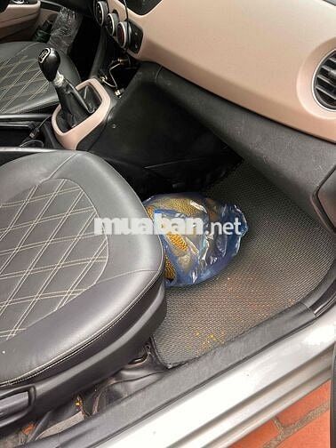 Hyundai Grand i10 2015 Số sàn Bạc